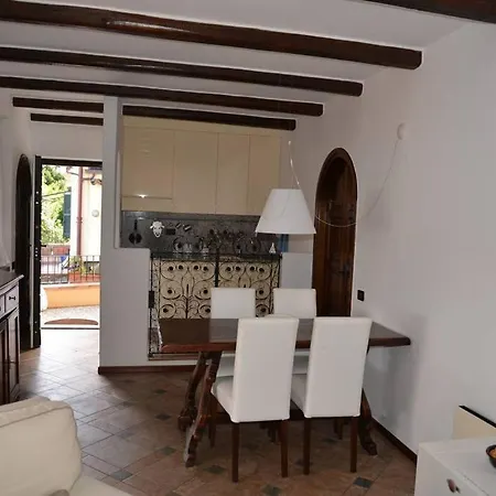 Apartmán Relax In Terrazza Con Vista Unica E Piscina *
